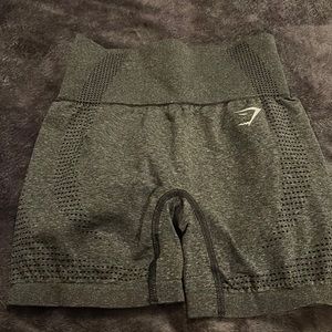 High waisted training shorts never worn